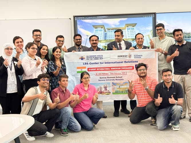 LBSIM Delhi International Immersion photo 3